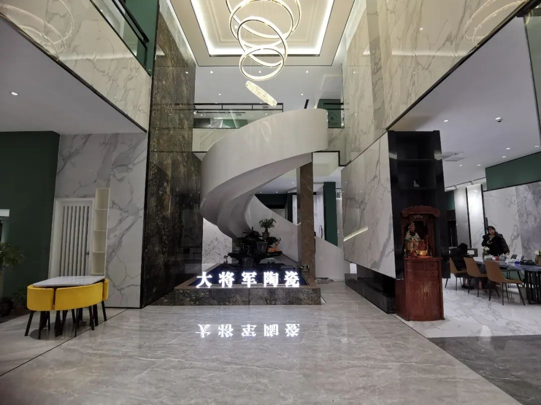 聚焦大商 | 潮陽(yáng)黃楚華：以誠(chéng)為本，合作共贏，是長(zhǎng)久發(fā)展的根基！(圖2)