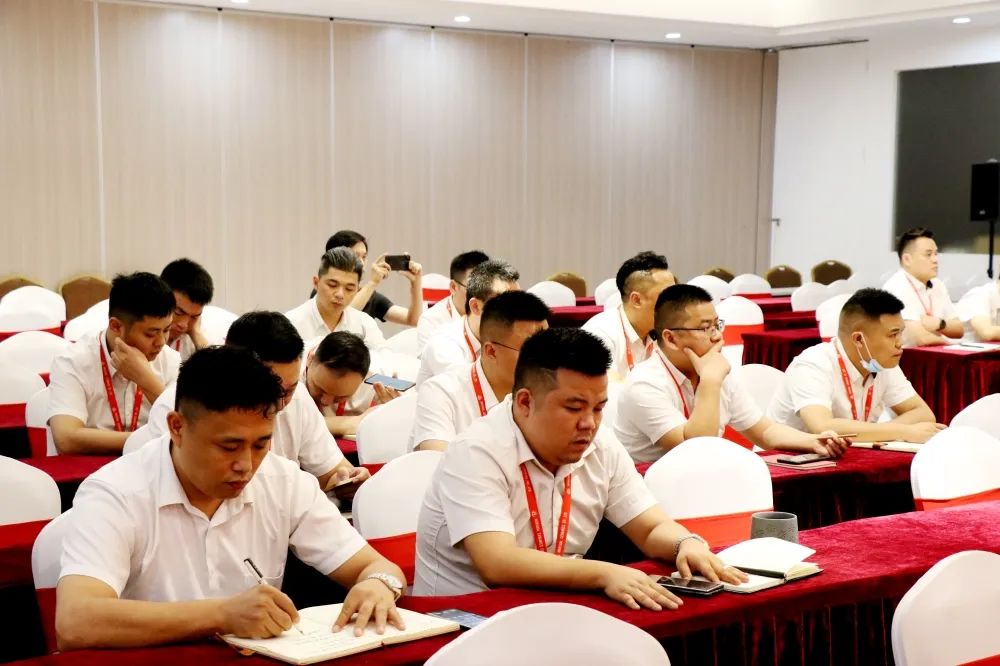 戰(zhàn)略簽約！大將軍瓷磚簽約初點科技，引領(lǐng)數(shù)字化營銷破局！(圖7)