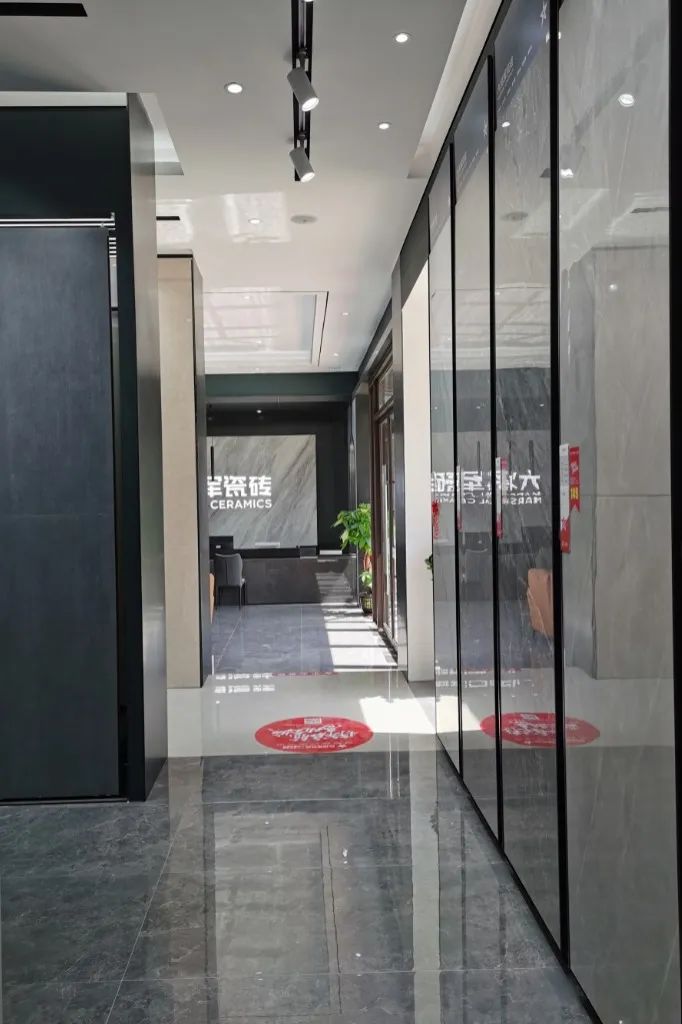 新店鑒賞 | 大將軍瓷磚高州旗艦店，以全新SI形象登場！(圖5)